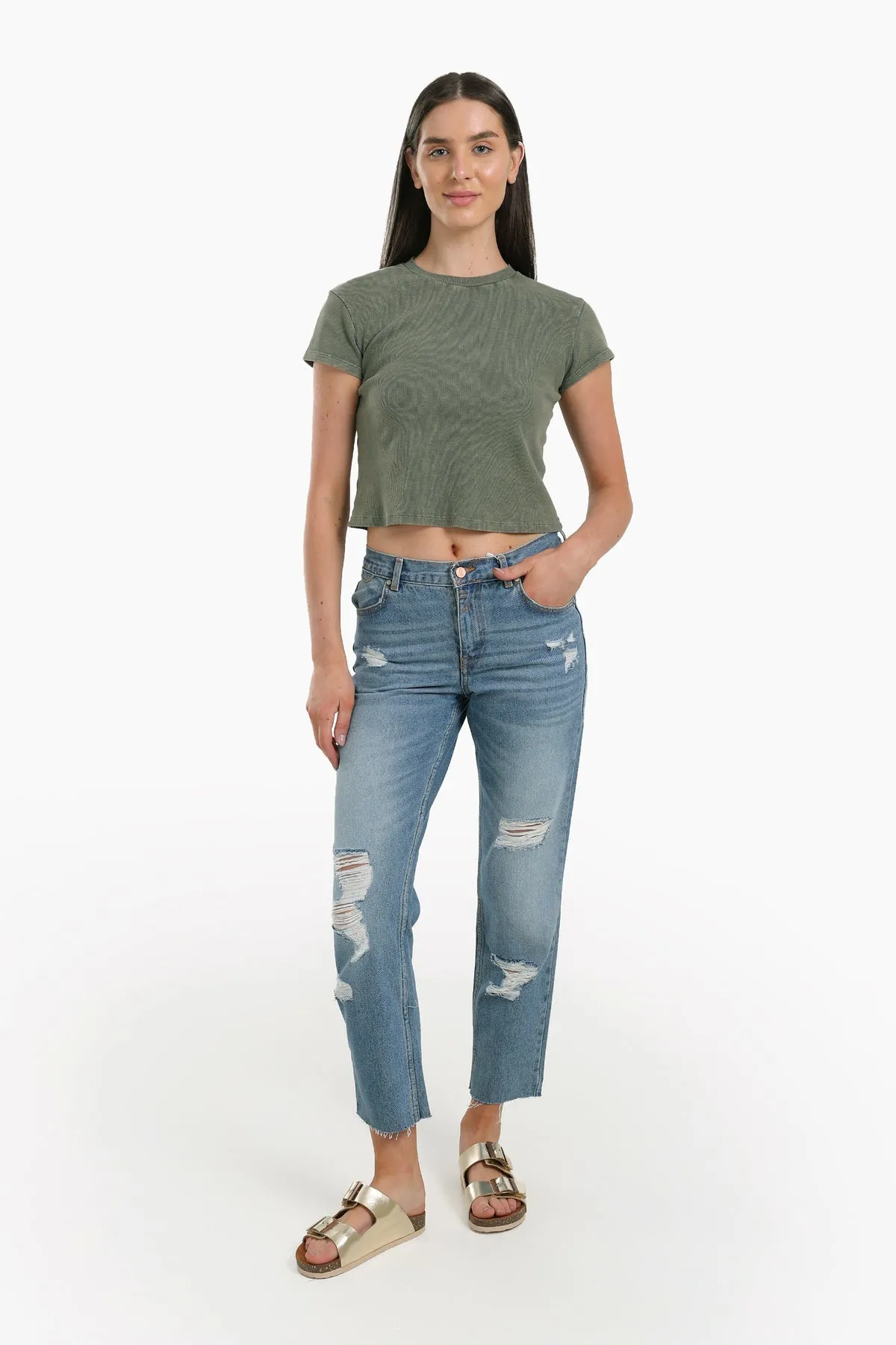 Unfinished Hem Ripped Jeans