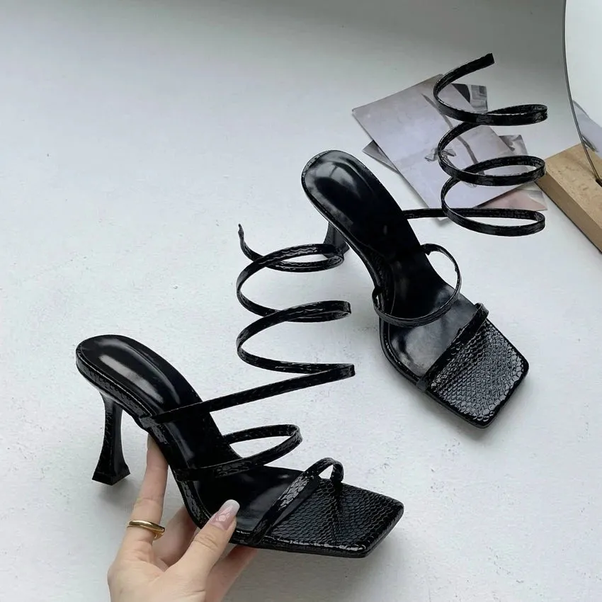 WImi - Cross Ankle Stiletto Heels