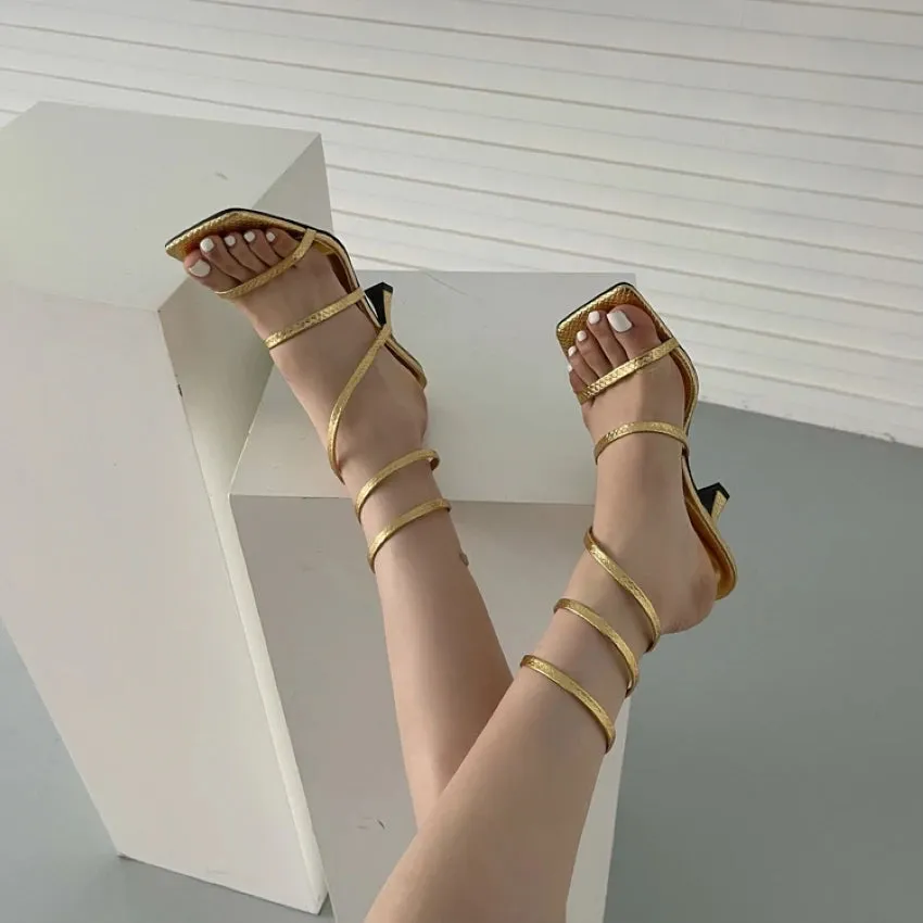 WImi - Cross Ankle Stiletto Heels