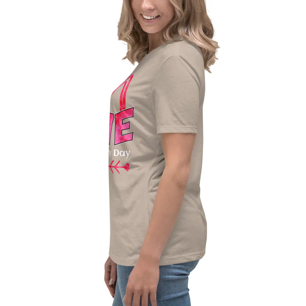 Women's Relaxed T-Shirt Small tp 3 XL