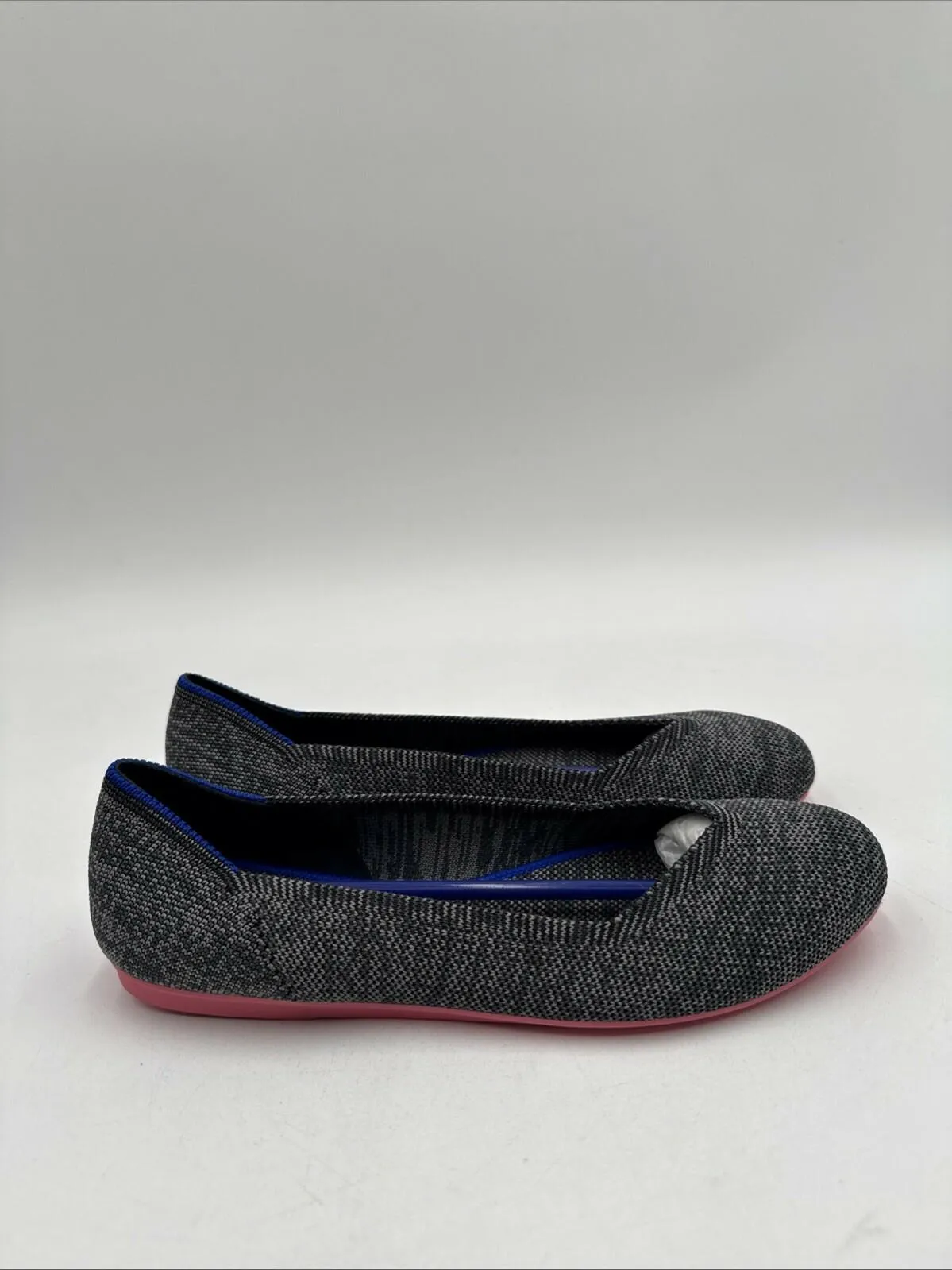 Women’s Rothy’s The Flats Color Gray Birdseye Flats Pink Sole Size 7.5 - Very Good
